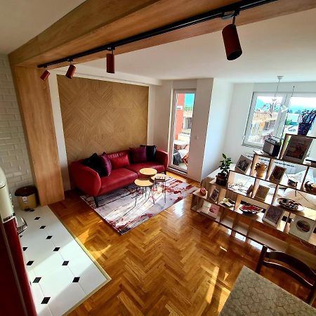 Lilly Dream Home Apartment Retro Back To 60S And 70S 塞拉耶佛 外观 照片
