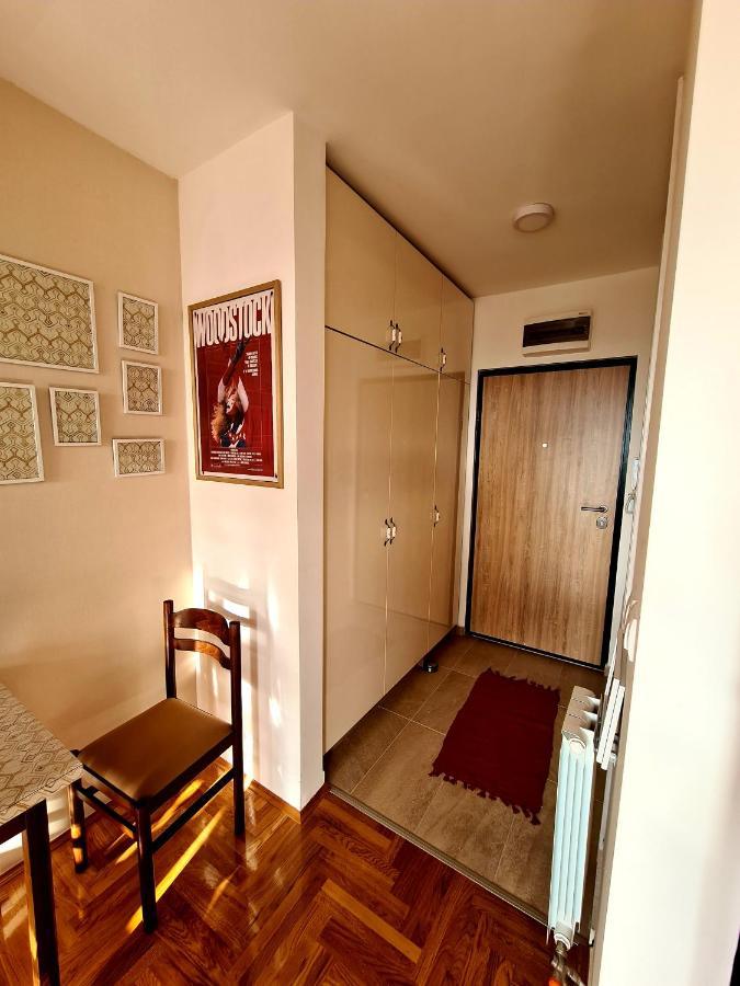 Lilly Dream Home Apartment Retro Back To 60S And 70S 塞拉耶佛 外观 照片