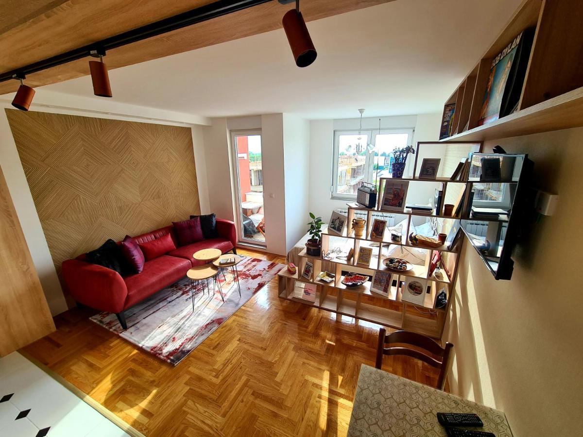 Lilly Dream Home Apartment Retro Back To 60S And 70S 塞拉耶佛 外观 照片